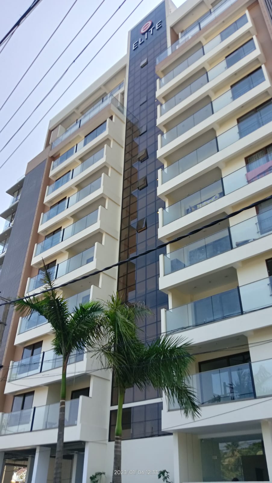 ELITE INSIGNIA PHASE 1