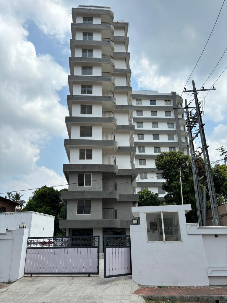 GRAND VIEW APARTMENTS