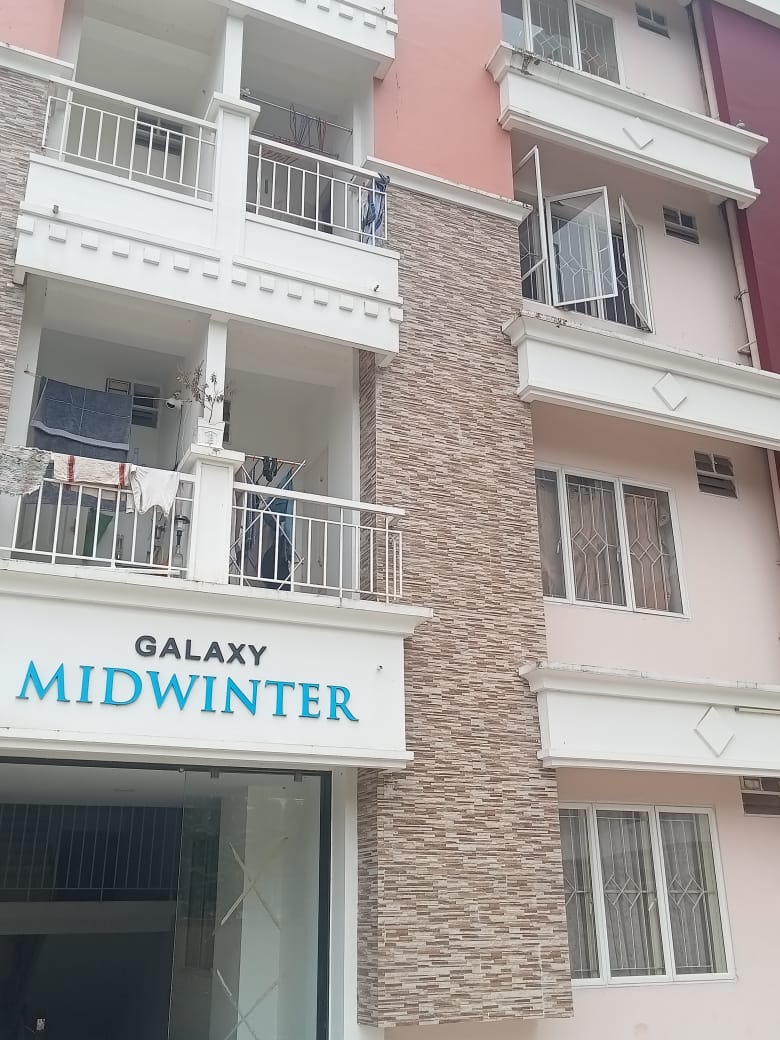 GALAXY MIDWINTER