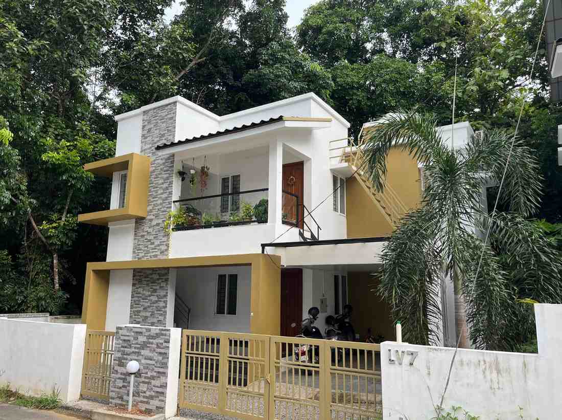LIFE SPACE VILLAS