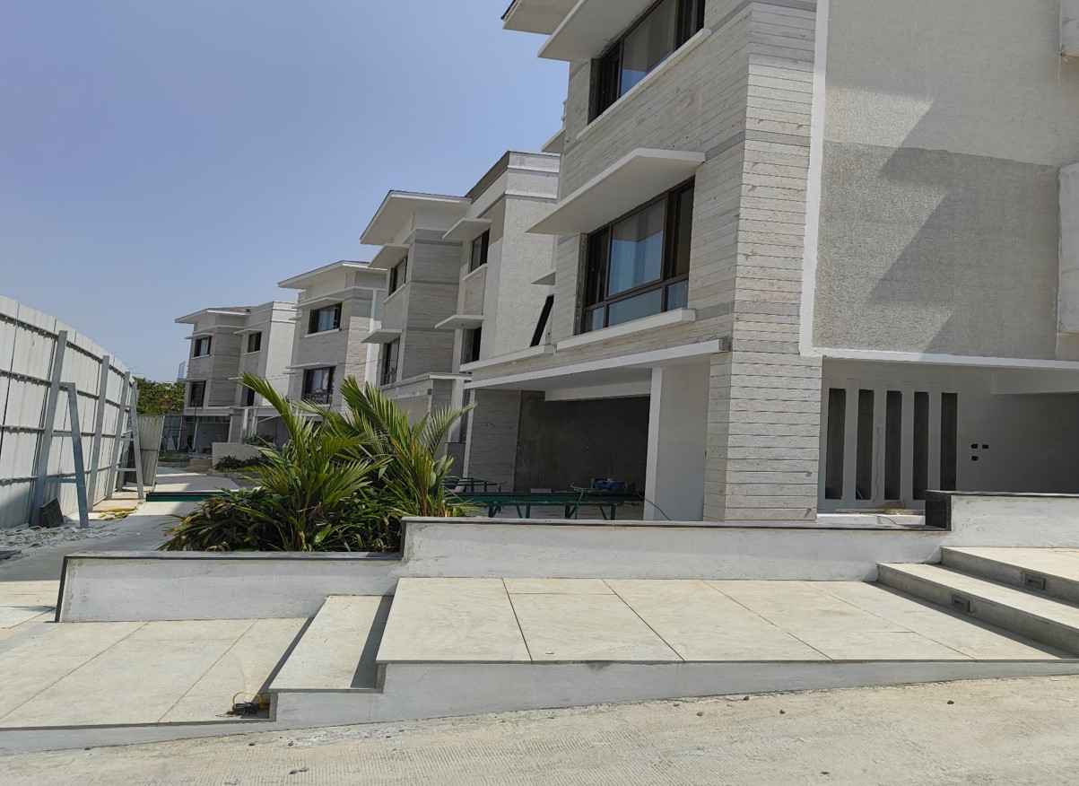 PRESTIGE HILLSIDE GATEWAY