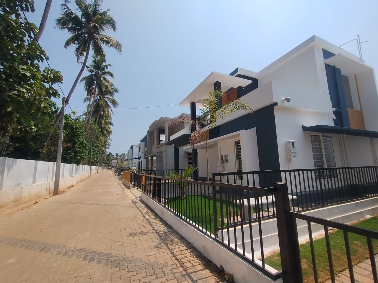 VICTORIA REALTORS DIVYAM