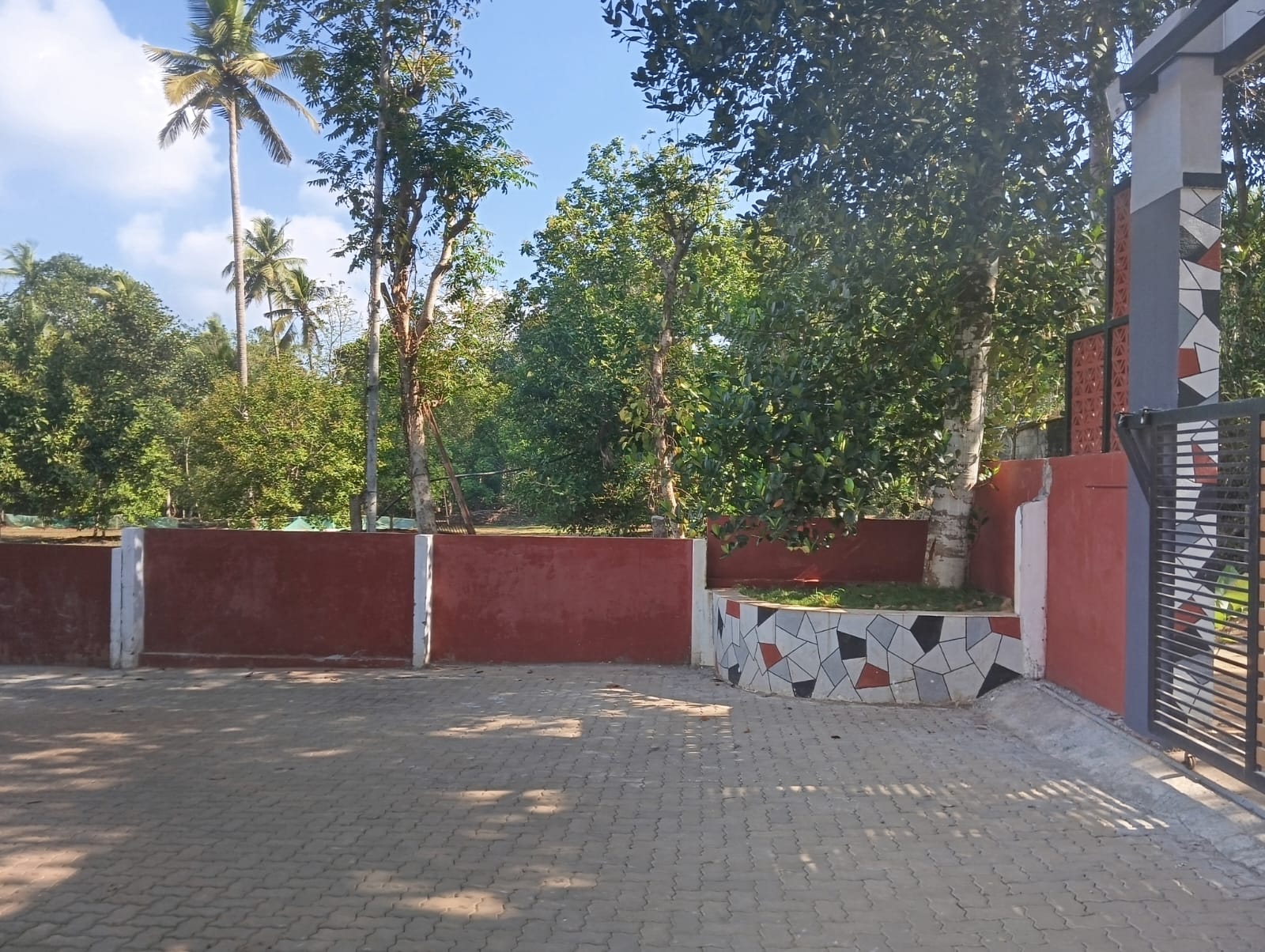 VICTORIA REALTORS NANDANAM