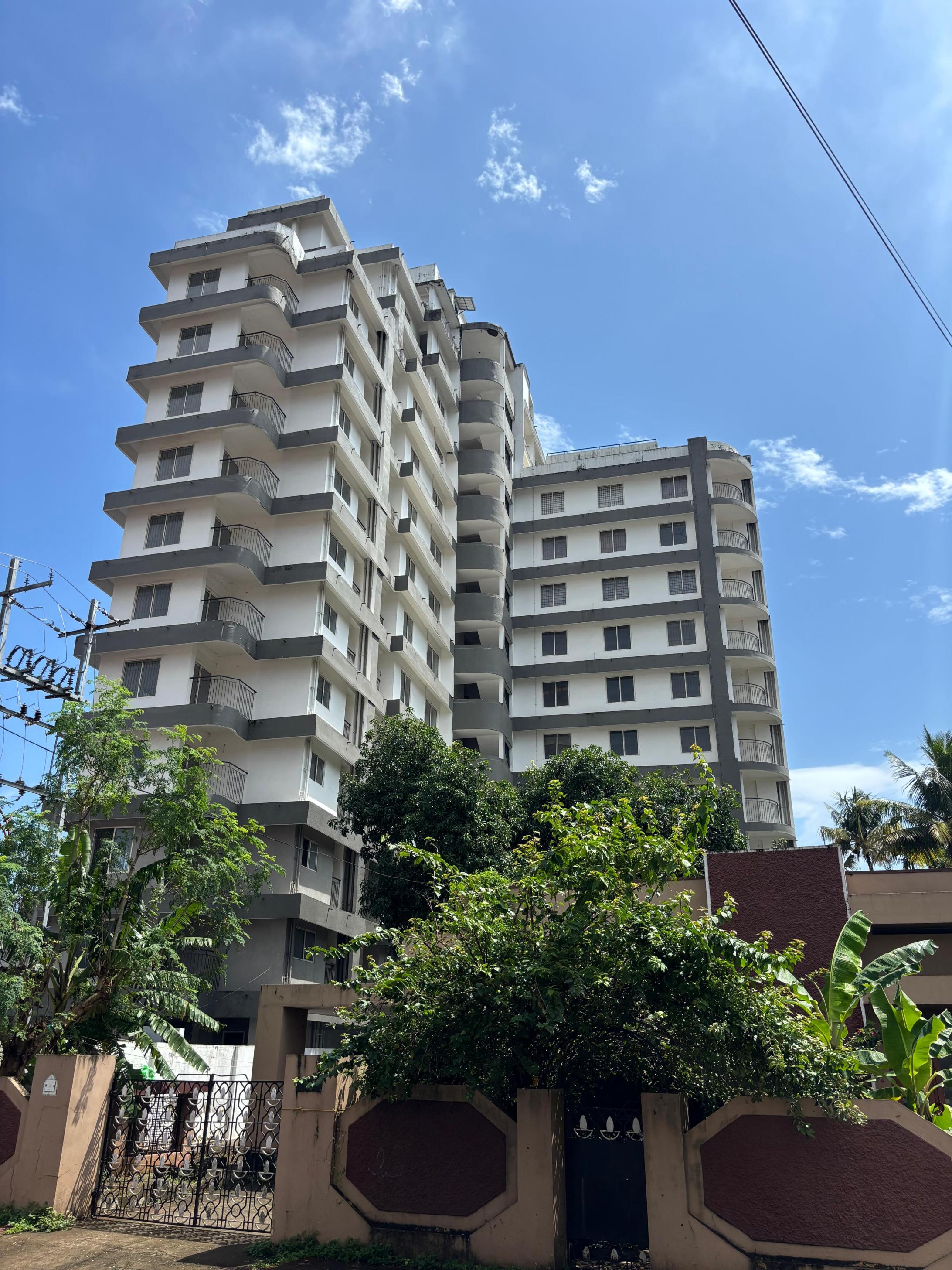GRAND VIEW APARTMENTS