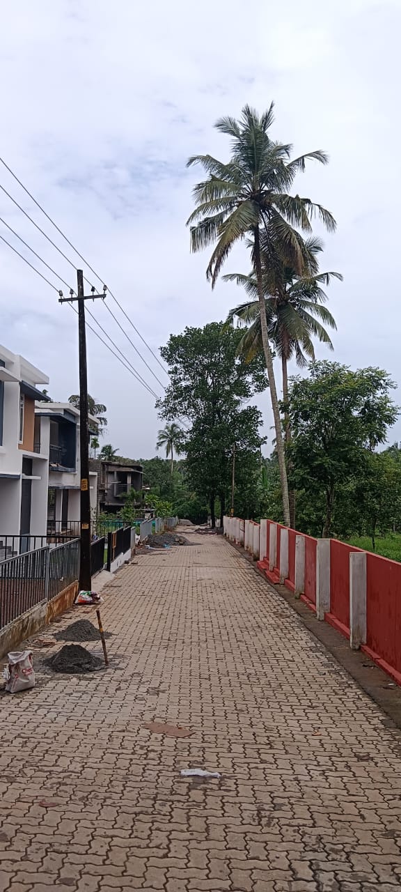 VICTORIA REALTORS NANDANAM