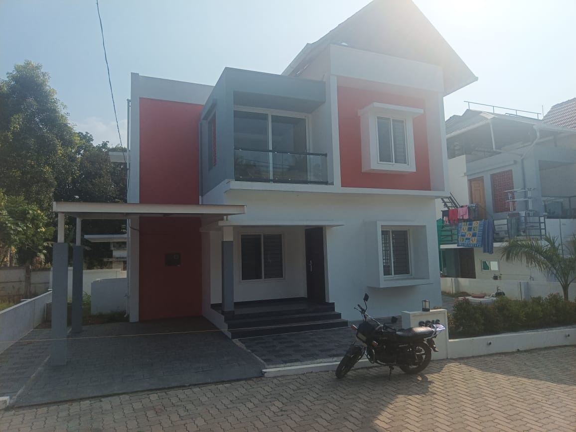 OMG SOVEREIGN VILLAS