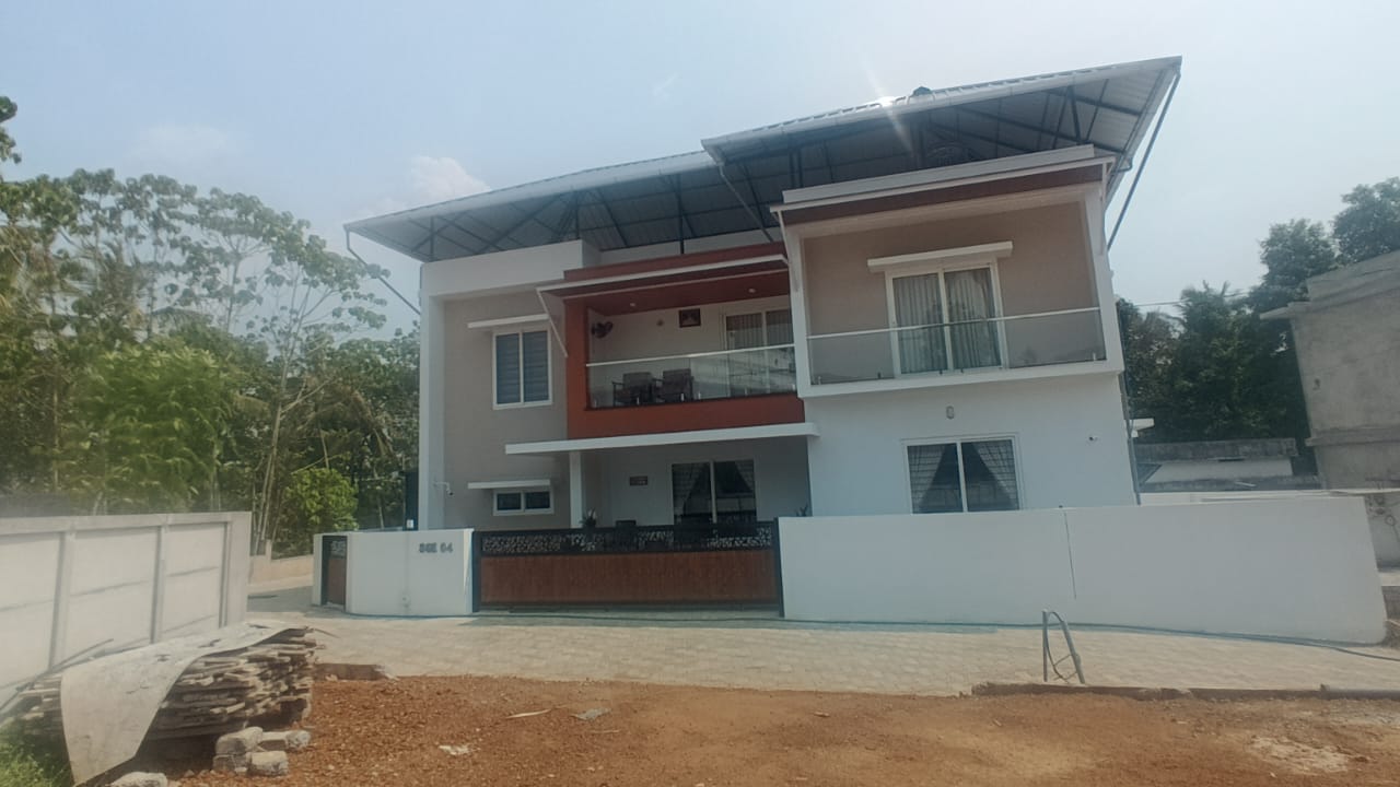 OMG SOVEREIGN VILLAS EAST