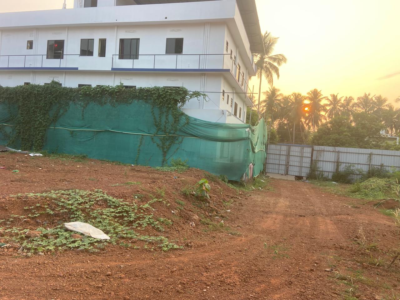 REIGATE MONTE MIRAGE